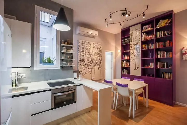 Central Apartment In Seville