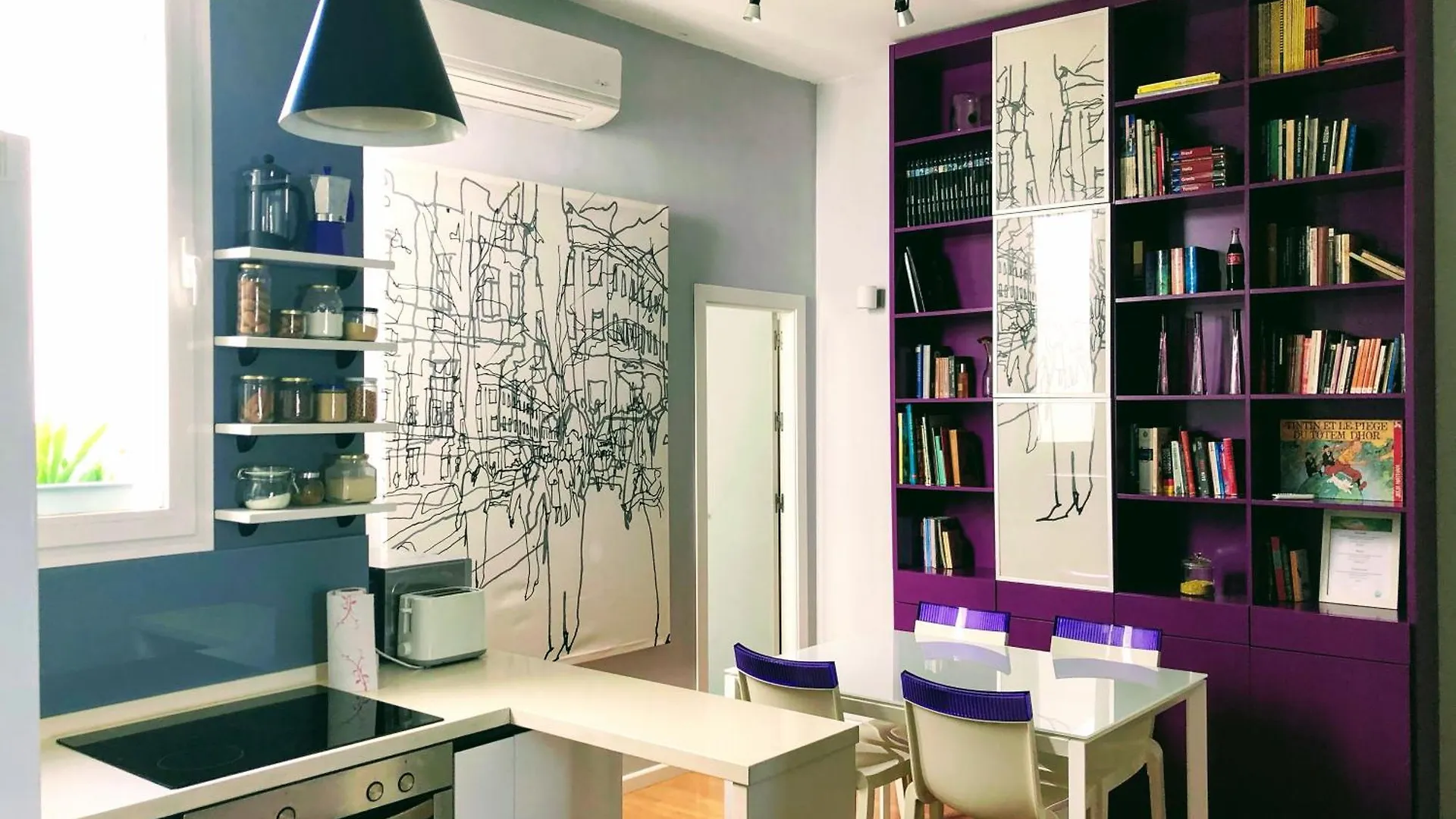 Central Apartment In Seville
