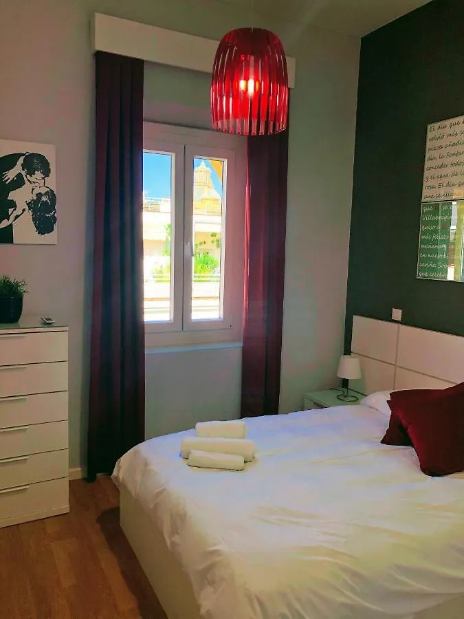 Central Apartment In Seville 0*,